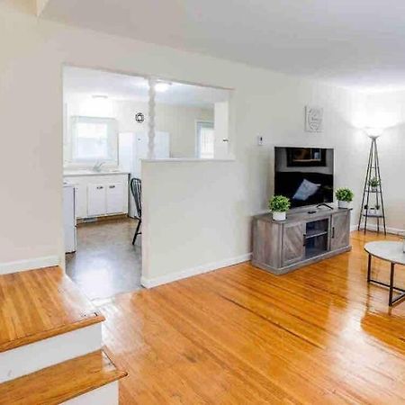 Appartement Amazing Ranch Mins Away From Airprt/Rit/Dwtn/Uofr à Rochester Extérieur photo