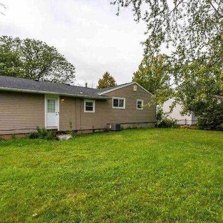 Appartement Amazing Ranch Mins Away From Airprt/Rit/Dwtn/Uofr à Rochester Extérieur photo