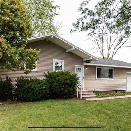 Appartement Amazing Ranch Mins Away From Airprt/Rit/Dwtn/Uofr à Rochester Extérieur photo
