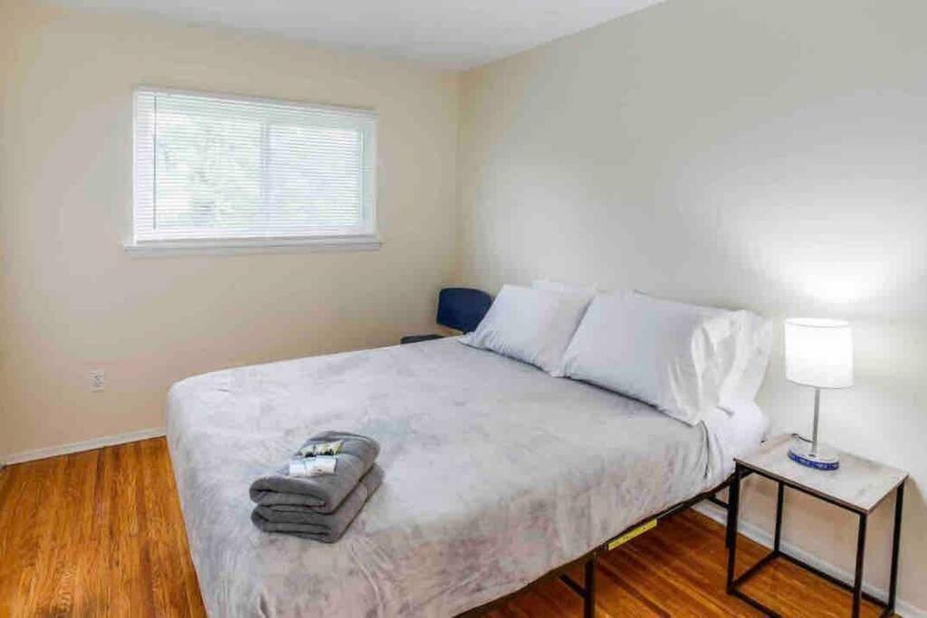 Appartement Amazing Ranch Mins Away From Airprt/Rit/Dwtn/Uofr à Rochester Extérieur photo